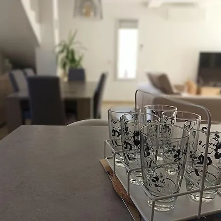 Villa Maison Familiale Avec Piscine