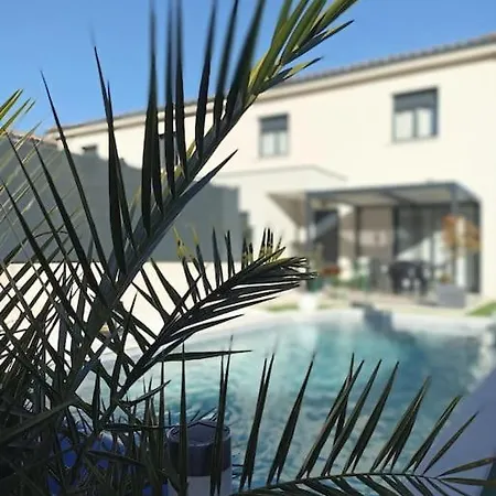 Maison Familiale Avec Piscine Villa *