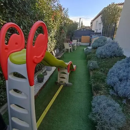 Maison Familiale Avec Piscine Villa *